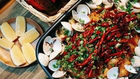 男生寝室吃瓜,男生寝室里的“瓜田”趣事