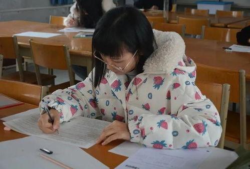 河北高中老师吃瓜,揭秘校园生活背后的趣味瞬间