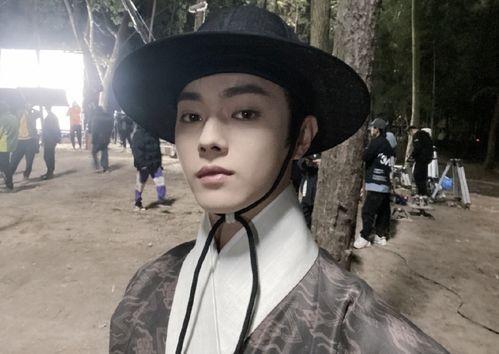 吃瓜娱乐许凯,吃瓜娱乐界的璀璨明星